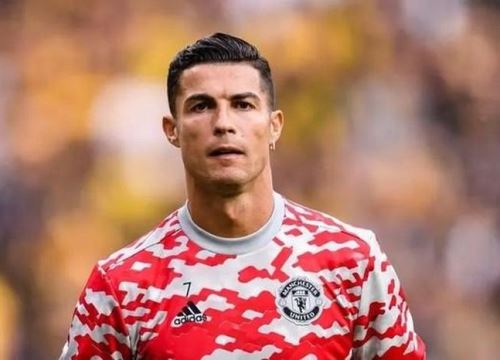 Chelsea quyết định không tuyển mộ Cristiano Ronaldo