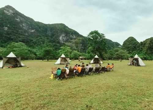 Hai ngày 'cách ly' sóng điện thoại, chinh phục hang Chà Lòi tại Quảng Bình