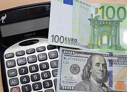 Lần đầu trong 20 năm, đồng USD mạnh hơn euro trên sàn giao dịch ở Nga