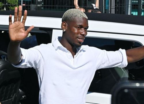 Pogba: 'Tôi gặp nhiều vấn đề ở MU'