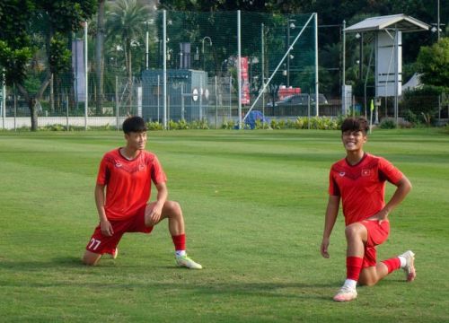 U19 Việt Nam họp rút kinh nghiệm sau trận thua Malaysia