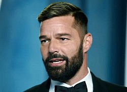 Chấn động: Ricky Martin bị cáo buộc tội &quot;loạn luân&quot;