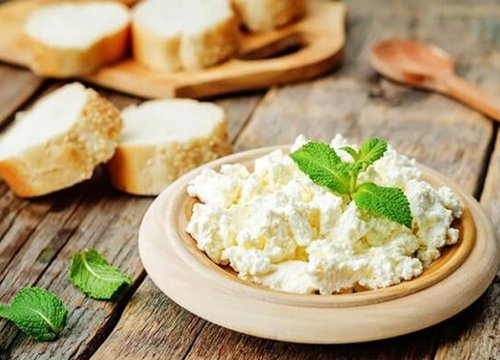 Đơn giản tại nhà với cách làm phô mai ricotta siêu ngon