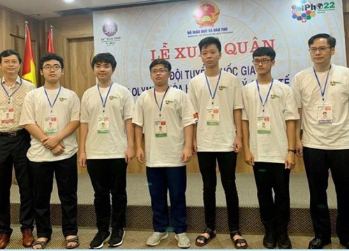 Học sinh lớp 10 giành huy chương Vàng Olympic Vật lý quốc tế