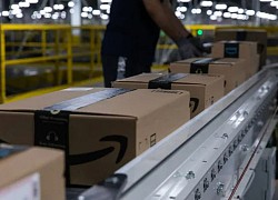 Amazon kiện quản trị viên của hơn 10.000 nhóm Facebook vì thực hiện các đánh giá giả mạo