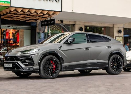 Lamborghini Urus với tùy chọn màu sơn giá 269 triệu đồng tại TP.HCM
