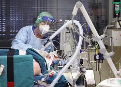 Đức lo ngại khi COVID-19 thay đổi quy luật lây nhiễm