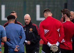 Kế hoạch Ten Hag: Gia hạn với Ronaldo, tin tưởng Maguire, thiết quân luật