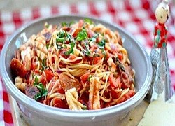 Pasta xào mực sốt cà chua đơn giản mà ngon miệng