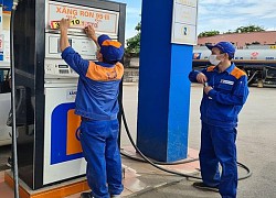 Xăng sắp về 26.000 - 28.000 đồng/lít?