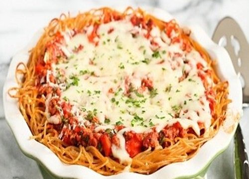 Spaghetti hình bánh pie cho ngày cuối tuần thêm vui