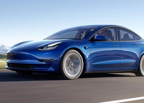 Tesla bị cáo buộc vì cố gắng che đậy vết nứt để bán xe