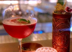 Thưởng thức nhạc sống tại cocktail bar ở TP.HCM