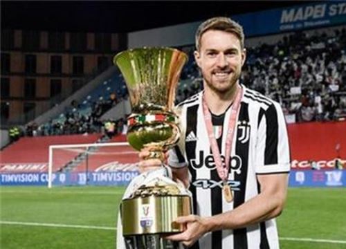 Juventus hủy hợp đồng với Ramsey