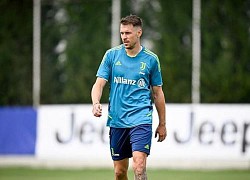 Juventus tống khứ Ramsey