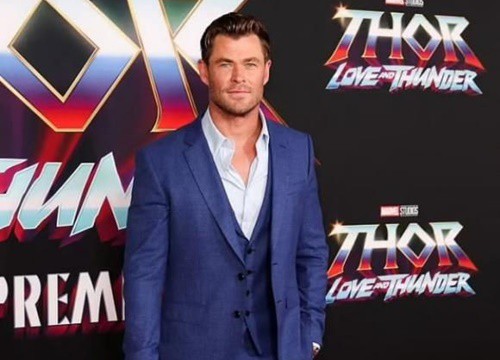 Mức lương cao ngất ngưởng của 'Thần sấm' Chris Hemsworth bị rò rỉ, cư dân mạng há hốc mồm khi nhìn con số