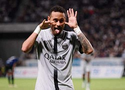 Neymar nằm trong danh sách rút gọn của Man United để thay Ronaldo