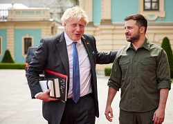 Trên 2.500 người ký đơn ủng hộ trao quyền công dân Ukraine cho ông Boris Johnson