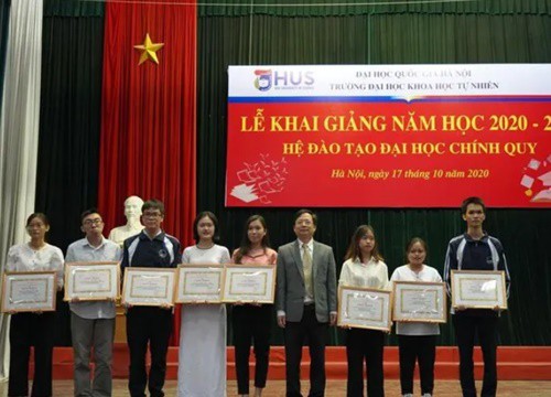 Bí quyết giành học bổng 8 kỳ liên tiếp của Thủ khoa kép Trường ĐH Khoa học Tự nhiên