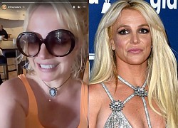 Britney Spears đến quán bar lần đầu tiên ở tuổi 40