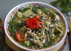 Canh moi nấu dưa chua Món đưa cơm ngày hè