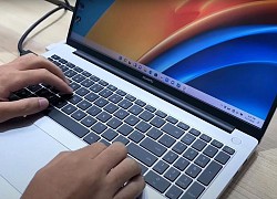 Máy tính chuyên làm việc online tấn công thị trường laptop Việt