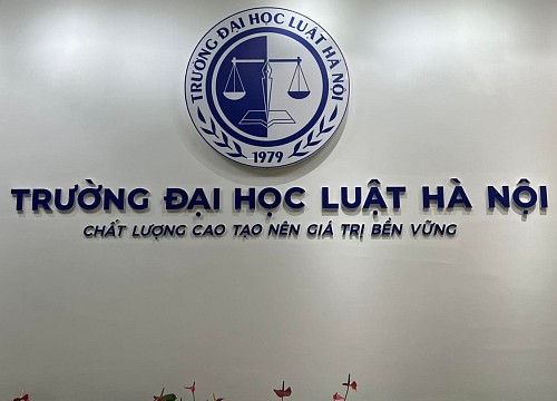 Thông tin mới nhất vụ Trưởng khoa Trường Đại học Luật Hà Nội bị tố cưỡng bức, tấn công tình dục