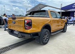 Điều gì khiến người Việt 'vung tiền' mua Ford Ranger 2023