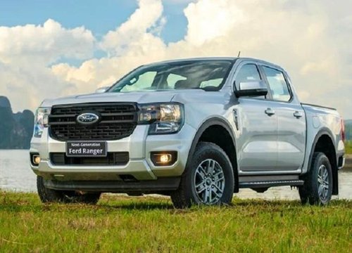 Ford Ranger XLS 4x4 AT 2023 hơn 750 triệu tại Việt Nam có gì "ngon"?