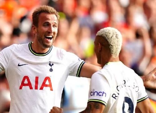 Harry Kane cảnh báo đồng đội sau khi chạm kỷ lục mới Premier League