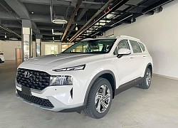 Hyundai Santa Fe được đại lý cắt "lạc", giá giảm sâu, quyết đấu Kia Sorento