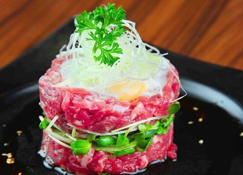 Sashimi Bò Trộn Món ăn đổi gió và dinh dưỡng cho gia đình thân yêu vào dịp cuối tuần