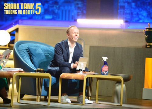 "Cá mập" mới toanh ngồi ghế nóng Shark Tank Việt Nam mùa 5