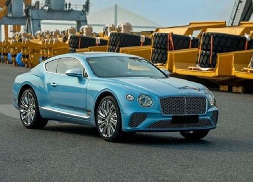 Cận cảnh Bentley Continental GT V8 Mulliner hơn 21 tỷ tại Hà Nội