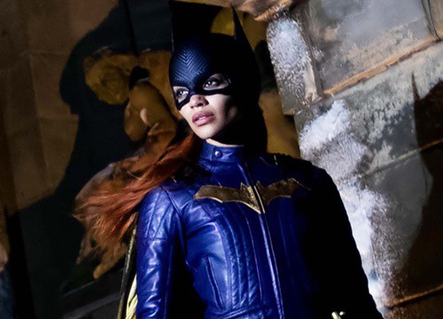 Đạo diễn "Batgirl" bàng hoàng vì phim bị "khai tử"