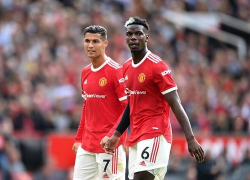 Huyền thoại MU cảnh báo Ronaldo đang trở nên 'độc hại' như Pogba