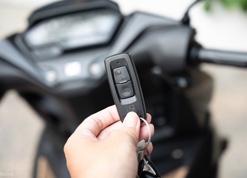 Xử lý như thế nào khi smartkey trên xe ga không mở được?