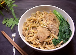 Cuối tuần đổi món với mỳ udon xào thịt