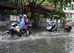 Thời tiết hôm nay 8-8: Áp thấp lại chuyển hướng, Bắc Bộ giảm mưa, Nam Bộ mưa to