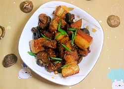 Cách làm món thịt kho nấm và coca đơn giản ngon cơm