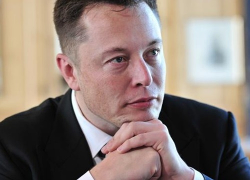 Elon Musk dự đoán suy thoái nhẹ kéo dài 18 tháng