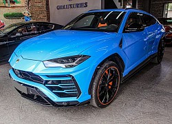 Lamborghini Urus với nội thất màu cam tại Hà Nội