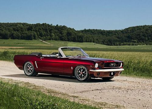 "Ông cụ" Ford Mustang 1964 hoàn mỹ sau 4,200 giờ trùng tu nhan sắc