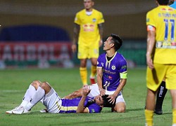 Đức Huy nhập viện sau pha va chạm đổ máu trong ngày Hà Nội FC đánh bại HAGL