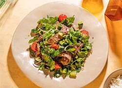 Làm salad bò kiểu Thái cho cuối tuần