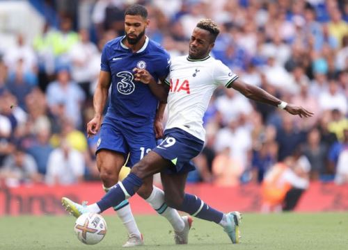 Tottenham giành điểm trên tay Chelsea: Ngọn lửa Conte