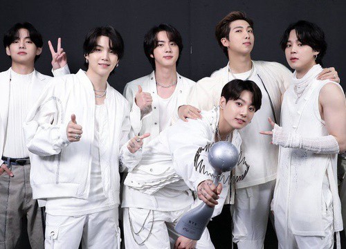 BTS đã có ca khúc thứ 10 trụ hạng trong top 10 BXH Billboard Hot 100