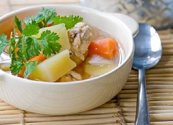 Bữa cơm gia đình thêm ngọt mát với cách nấu canh khoai tây