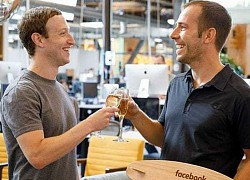 'Cánh tay phải' mới của Mark Zuckerberg hiếm khi dùng Facebook, Instagram