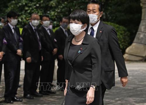 Hai Bộ trưởng Nhật Bản tới viếng đền Yasukuni